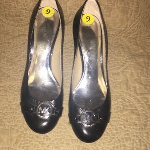 Michael Kors Black 21/2 heels